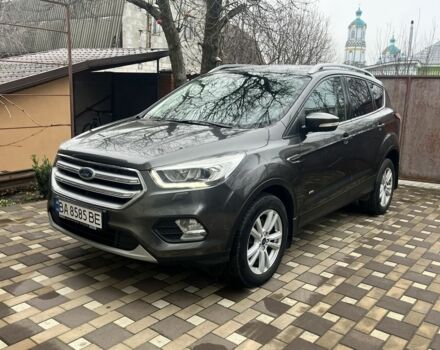 Серый Форд Куга, объемом двигателя 2 л и пробегом 144 тыс. км за 17700 $, фото 5 на Automoto.ua