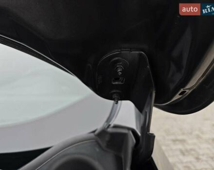 Сірий Форд Куга, об'ємом двигуна 2 л та пробігом 123 тис. км за 23800 $, фото 96 на Automoto.ua