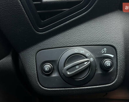 Серый Форд Куга, объемом двигателя 2 л и пробегом 189 тыс. км за 16500 $, фото 18 на Automoto.ua