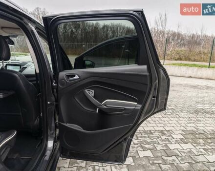 Сірий Форд Куга, об'ємом двигуна 2 л та пробігом 123 тис. км за 23800 $, фото 52 на Automoto.ua