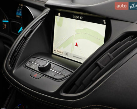 Сірий Форд Куга, об'ємом двигуна 2 л та пробігом 123 тис. км за 23800 $, фото 73 на Automoto.ua