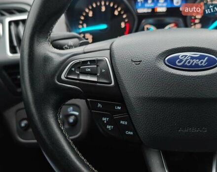 Сірий Форд Куга, об'ємом двигуна 2 л та пробігом 123 тис. км за 23800 $, фото 113 на Automoto.ua