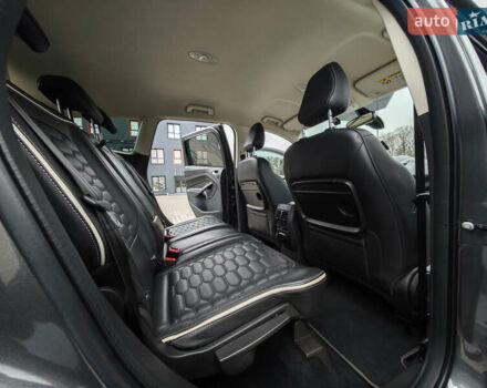 Сірий Форд Куга, об'ємом двигуна 2 л та пробігом 123 тис. км за 23800 $, фото 60 на Automoto.ua