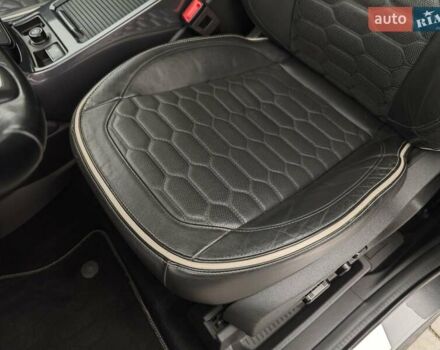 Сірий Форд Куга, об'ємом двигуна 2 л та пробігом 123 тис. км за 23800 $, фото 23 на Automoto.ua