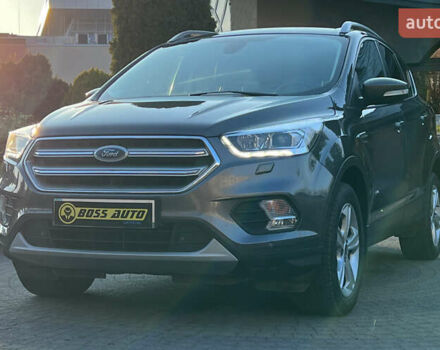 Форд Куга 2017 в Львове на Automoto.ua Серый Форд Куга, объемом двигателя 2 л и пробегом 115 тыс. км за 21150 $, фото 2 на Automoto.ua