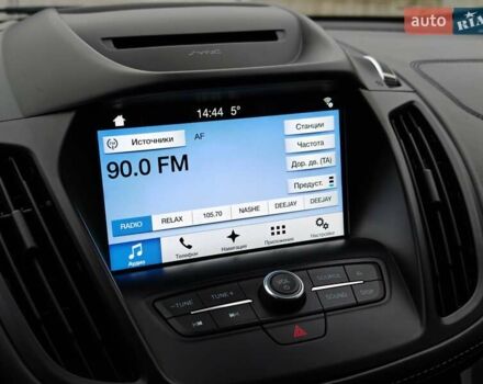 Сірий Форд Куга, об'ємом двигуна 2 л та пробігом 123 тис. км за 23800 $, фото 112 на Automoto.ua