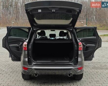 Сірий Форд Куга, об'ємом двигуна 2 л та пробігом 123 тис. км за 23800 $, фото 48 на Automoto.ua