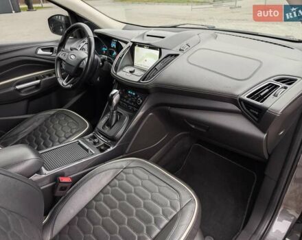 Сірий Форд Куга, об'ємом двигуна 2 л та пробігом 123 тис. км за 23800 $, фото 77 на Automoto.ua