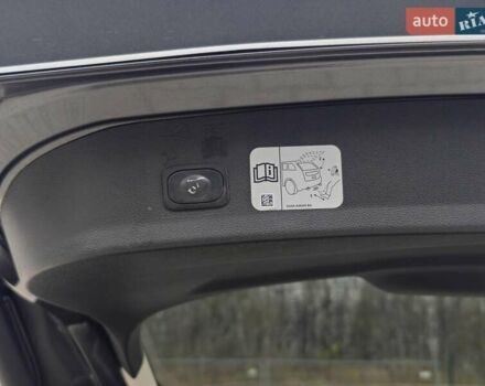 Сірий Форд Куга, об'ємом двигуна 2 л та пробігом 123 тис. км за 23800 $, фото 49 на Automoto.ua