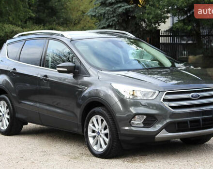 Серый Форд Куга, объемом двигателя 2 л и пробегом 115 тыс. км за 19000 $, фото 6 на Automoto.ua
