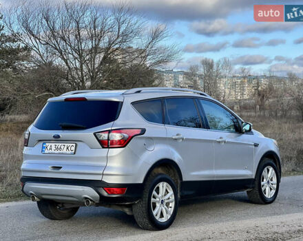 Сірий Форд Куга, об'ємом двигуна 2 л та пробігом 117 тис. км за 16999 $, фото 6 на Automoto.ua