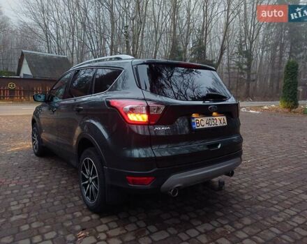 Серый Форд Куга, объемом двигателя 2 л и пробегом 95 тыс. км за 16900 $, фото 11 на Automoto.ua