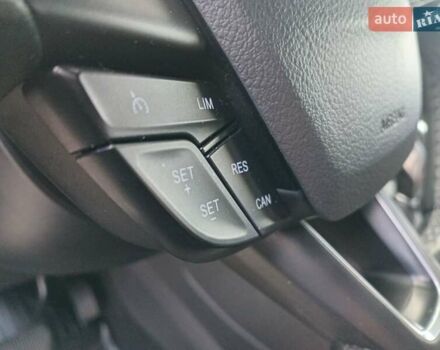 Серый Форд Куга, объемом двигателя 2 л и пробегом 115 тыс. км за 19680 $, фото 12 на Automoto.ua