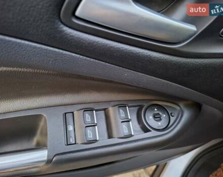 Форд Куга 2017 в Золочев на Automoto.ua Серый Форд Куга, объемом двигателя 2 л и пробегом 188 тыс. км за 16400 $, фото 15 на Automoto.ua