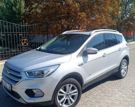 Форд Куга 2017 в Одессе на Automoto.ua Серый Форд Куга, объемом двигателя 2 л и пробегом 147 тыс. км за 17900 $, фото 1 на Automoto.ua