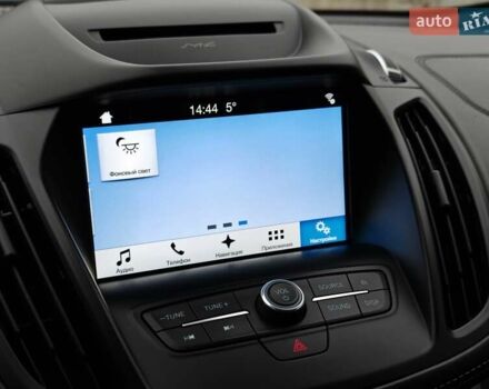 Сірий Форд Куга, об'ємом двигуна 2 л та пробігом 123 тис. км за 23800 $, фото 109 на Automoto.ua