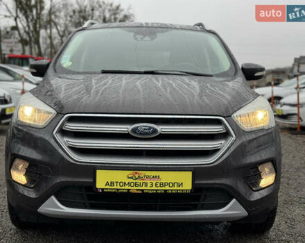 Серый Форд Куга, объемом двигателя 2 л и пробегом 191 тыс. км за 20900 $, фото 5 на Automoto.ua