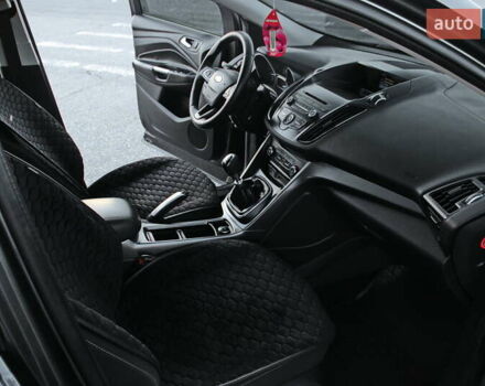 Серый Форд Куга, объемом двигателя 2 л и пробегом 83 тыс. км за 15300 $, фото 11 на Automoto.ua