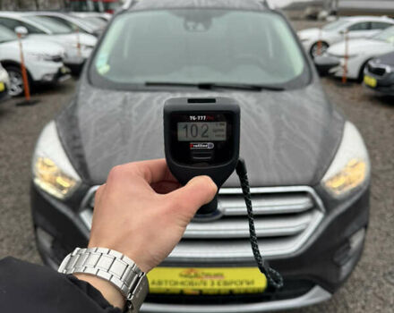 Серый Форд Куга, объемом двигателя 2 л и пробегом 191 тыс. км за 20900 $, фото 21 на Automoto.ua