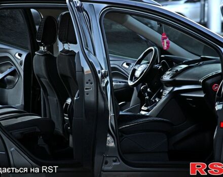 Серый Форд Куга, объемом двигателя 2 л и пробегом 82 тыс. км за 15300 $, фото 7 на Automoto.ua