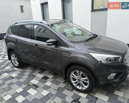 Сірий Форд Куга, об'ємом двигуна 2 л та пробігом 113 тис. км за 23000 $, фото 5 на Automoto.ua