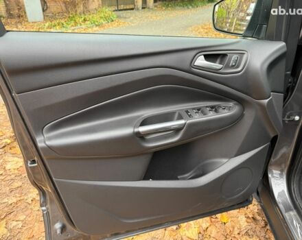 Серый Форд Куга, объемом двигателя 1.5 л и пробегом 36 тыс. км за 19990 $, фото 10 на Automoto.ua
