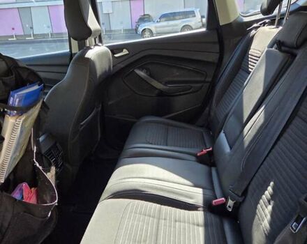 Серый Форд Куга, объемом двигателя 1.5 л и пробегом 35 тыс. км за 21000 $, фото 10 на Automoto.ua