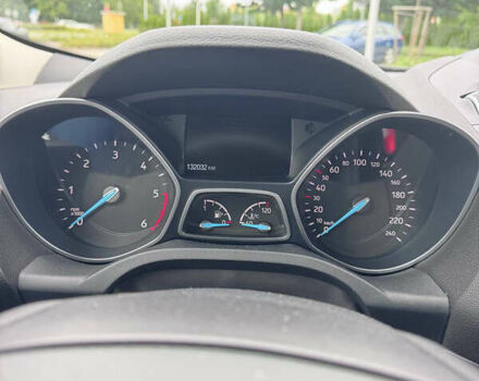 Серый Форд Куга, объемом двигателя 1.5 л и пробегом 134 тыс. км за 17000 $, фото 7 на Automoto.ua