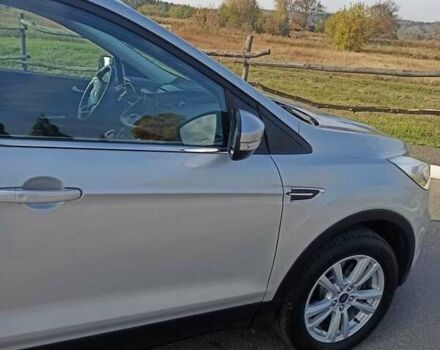 Серый Форд Куга, объемом двигателя 2 л и пробегом 164 тыс. км за 15500 $, фото 3 на Automoto.ua