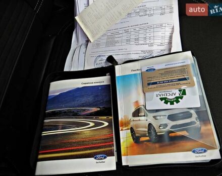 Серый Форд Куга, объемом двигателя 2 л и пробегом 180 тыс. км за 17700 $, фото 16 на Automoto.ua