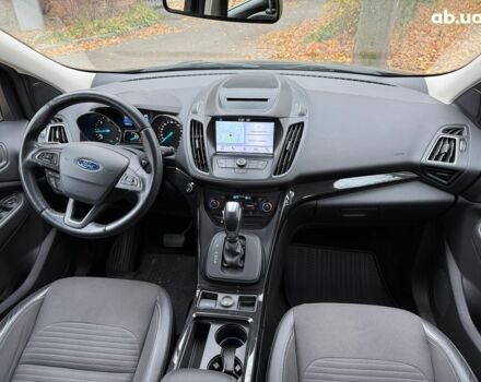 Серый Форд Куга, объемом двигателя 1.5 л и пробегом 36 тыс. км за 19990 $, фото 20 на Automoto.ua