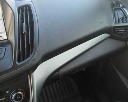 Серый Форд Куга, объемом двигателя 2 л и пробегом 164 тыс. км за 15500 $, фото 41 на Automoto.ua