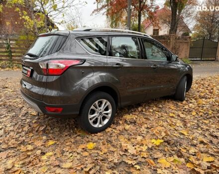 Серый Форд Куга, объемом двигателя 1.5 л и пробегом 36 тыс. км за 19990 $, фото 4 на Automoto.ua