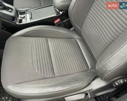 Серый Форд Куга, объемом двигателя 1.5 л и пробегом 88 тыс. км за 17900 $, фото 20 на Automoto.ua