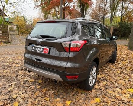 Серый Форд Куга, объемом двигателя 1.5 л и пробегом 36 тыс. км за 19990 $, фото 5 на Automoto.ua