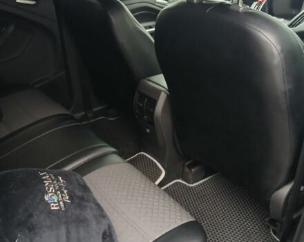 Серый Форд Куга, объемом двигателя 1.5 л и пробегом 171 тыс. км за 14800 $, фото 7 на Automoto.ua