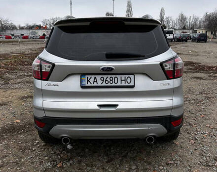 Сірий Форд Куга, об'ємом двигуна 1.5 л та пробігом 171 тис. км за 14999 $, фото 4 на Automoto.ua