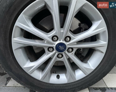 Сірий Форд Куга, об'ємом двигуна 2 л та пробігом 113 тис. км за 23000 $, фото 6 на Automoto.ua