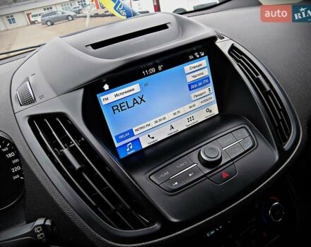 Серый Форд Куга, объемом двигателя 2 л и пробегом 180 тыс. км за 17700 $, фото 8 на Automoto.ua