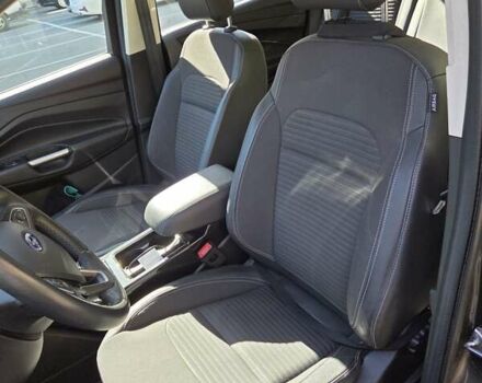 Серый Форд Куга, объемом двигателя 1.5 л и пробегом 35 тыс. км за 21000 $, фото 21 на Automoto.ua