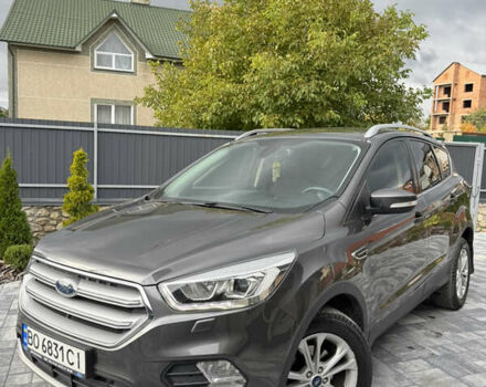 Серый Форд Куга, объемом двигателя 1.5 л и пробегом 51 тыс. км за 19800 $, фото 1 на Automoto.ua