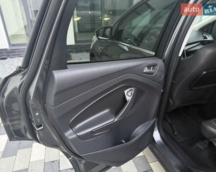 Сірий Форд Куга, об'ємом двигуна 2 л та пробігом 113 тис. км за 23000 $, фото 14 на Automoto.ua