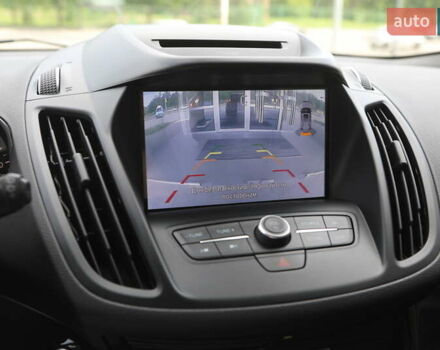 Серый Форд Куга, объемом двигателя 1.5 л и пробегом 166 тыс. км за 16500 $, фото 12 на Automoto.ua