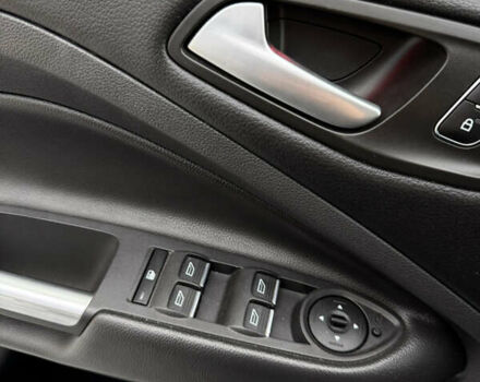 Серый Форд Куга, объемом двигателя 1.5 л и пробегом 51 тыс. км за 19800 $, фото 16 на Automoto.ua