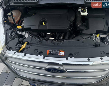 Сірий Форд Куга, об'ємом двигуна 2 л та пробігом 113 тис. км за 23000 $, фото 15 на Automoto.ua