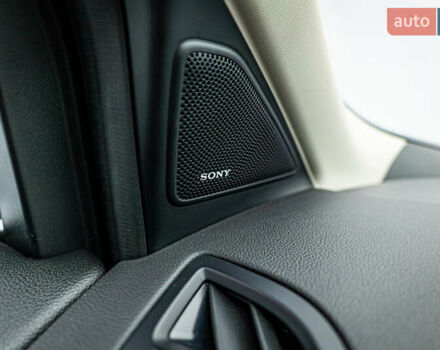 Серый Форд Куга, объемом двигателя 2 л и пробегом 128 тыс. км за 17705 $, фото 14 на Automoto.ua