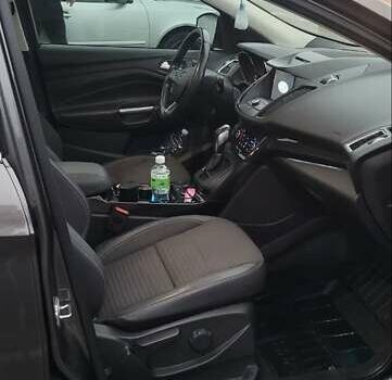 Серый Форд Куга, объемом двигателя 1.5 л и пробегом 101 тыс. км за 18200 $, фото 8 на Automoto.ua