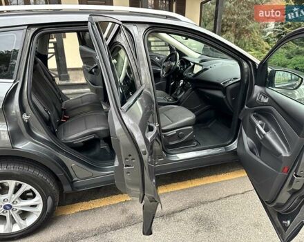 Серый Форд Куга, объемом двигателя 2 л и пробегом 226 тыс. км за 17500 $, фото 37 на Automoto.ua