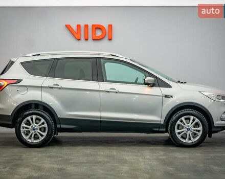 Серый Форд Куга, объемом двигателя 2 л и пробегом 128 тыс. км за 17705 $, фото 3 на Automoto.ua