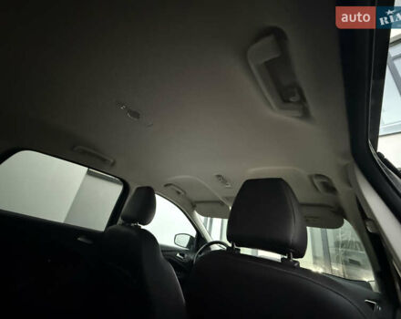 Сірий Форд Куга, об'ємом двигуна 2 л та пробігом 113 тис. км за 23000 $, фото 9 на Automoto.ua